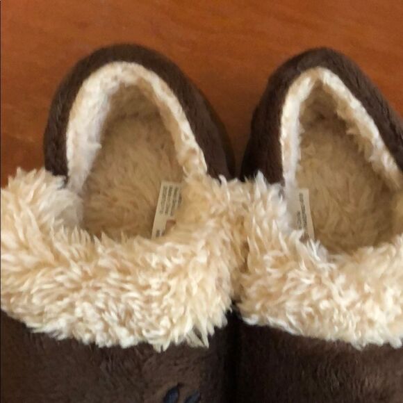 Toddler Bear slippers 🐻 - Picture 2 of 4